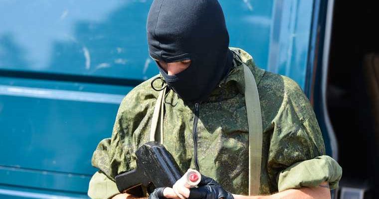 Белорусам, публично сжигающим форму спецназа, грозит наказание