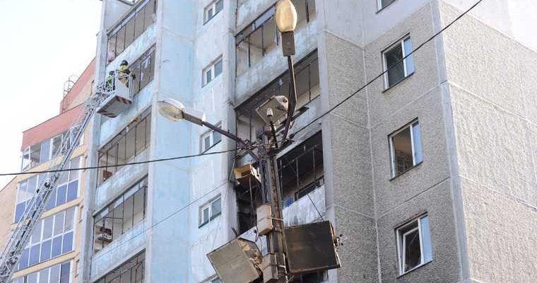 Вице-мэр Астахов поручил восстановить поврежденные взрывом окна